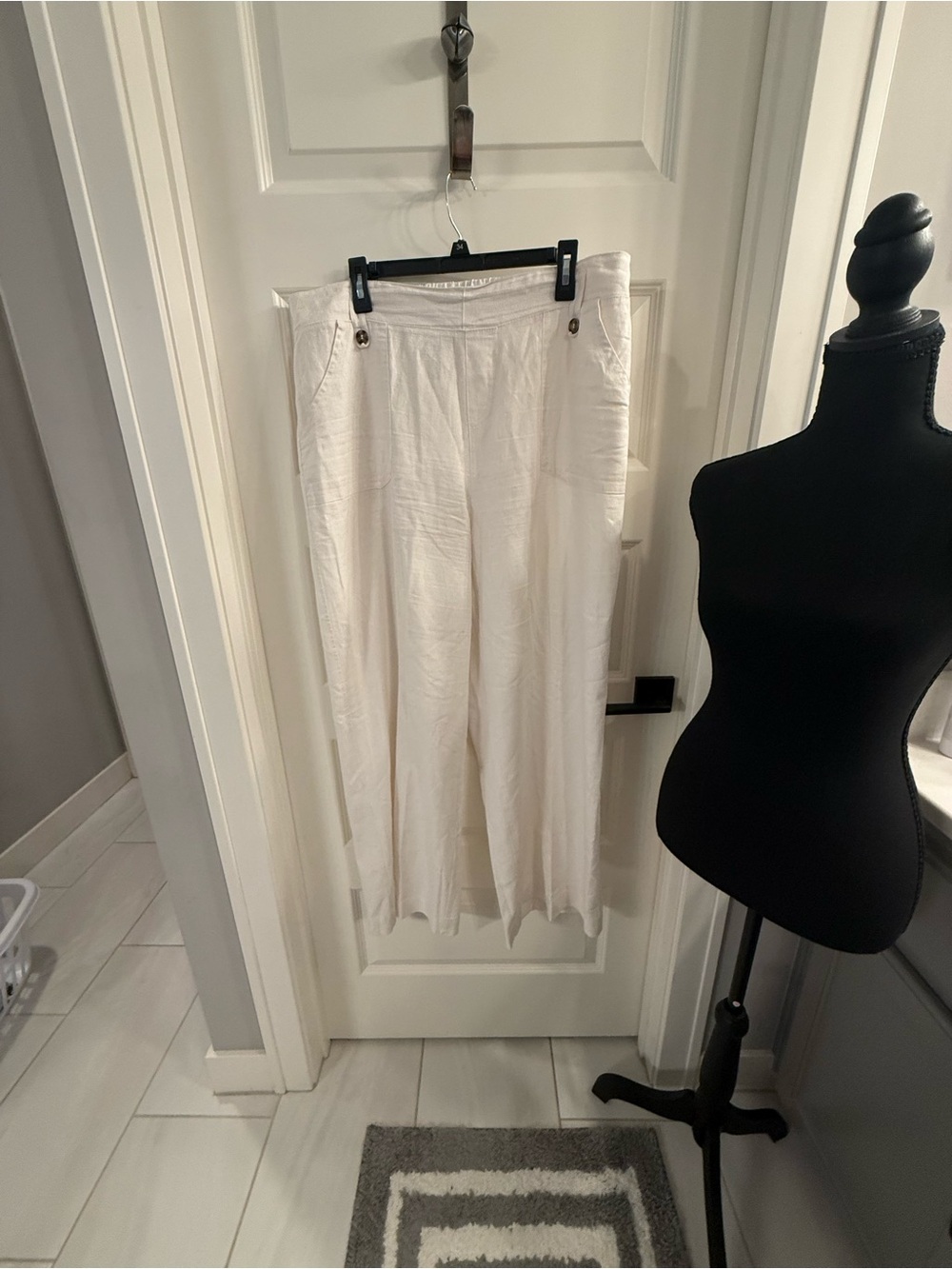 Women’s White Linen-Blend Casual Pants